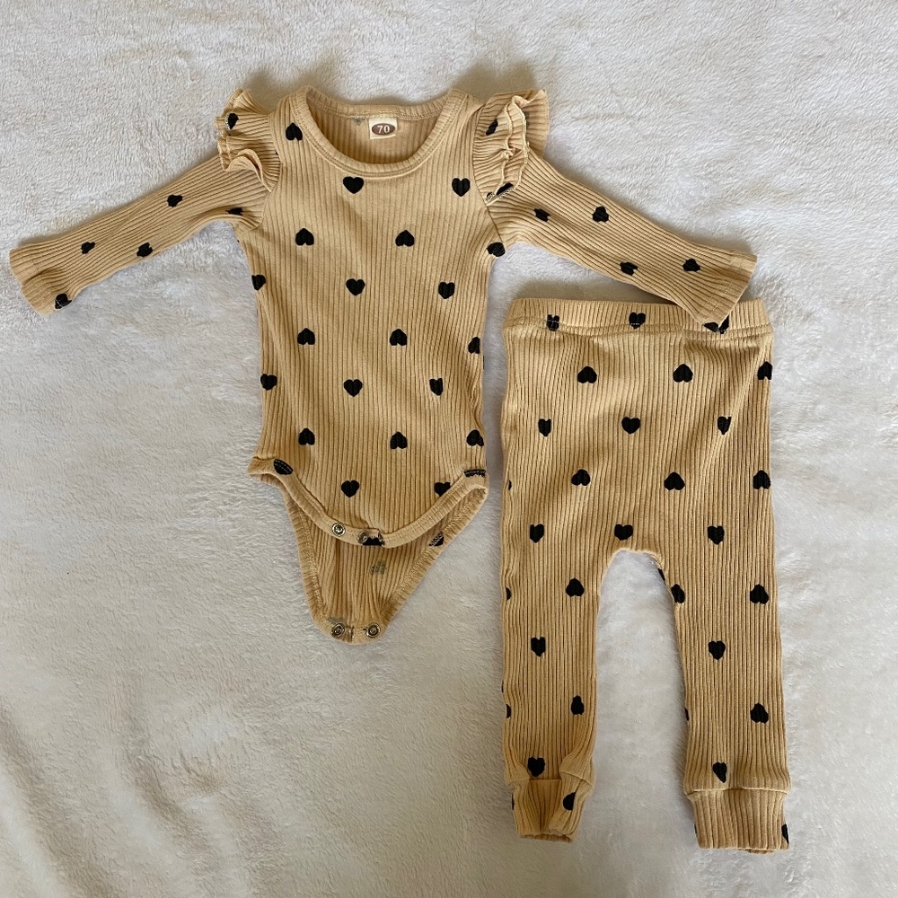 Fullfamous Baby Girl’s 2 piece Romper and pant set